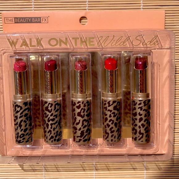 💝3/$15 MUST BUNDLE💝 BRAND NEW Walk on the Wild Side 5Pc Lipstick Gift Box Set - Picture 6 of 8